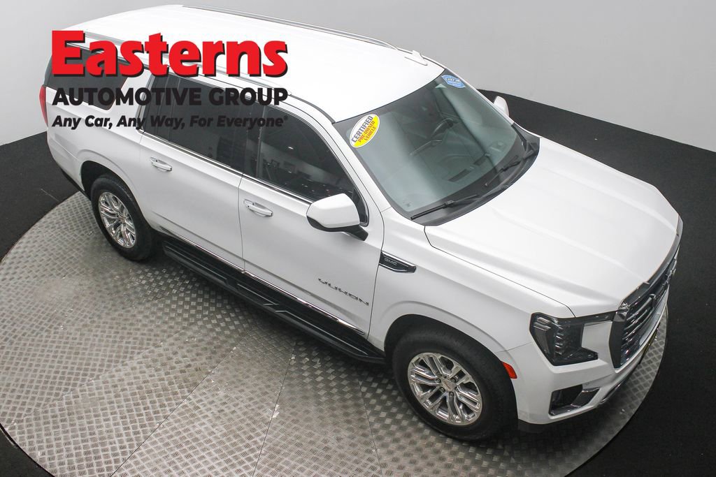 Used 2024 GMC Yukon XL SLT image 3