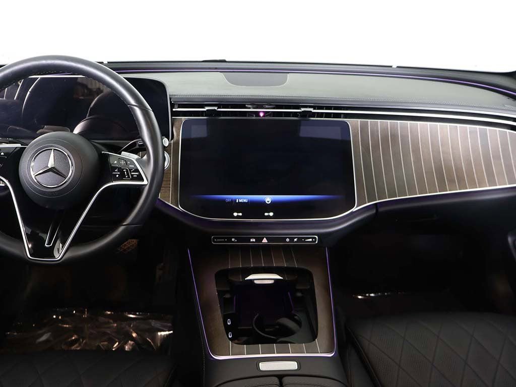 Used 2025 Mercedes-Benz E 450 4MATIC Sedan w/ Multicontour Seating Package image 39