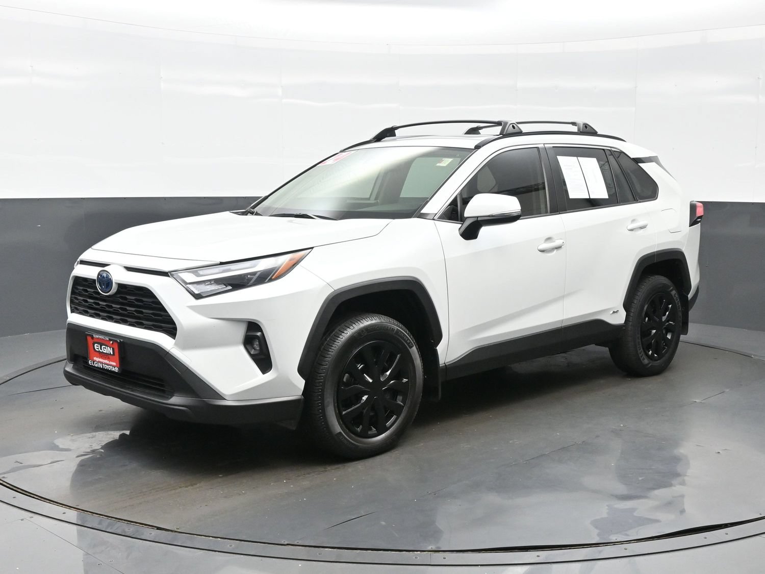 Used 2024 Toyota RAV4 XLE Premium AWD/4WD image 2