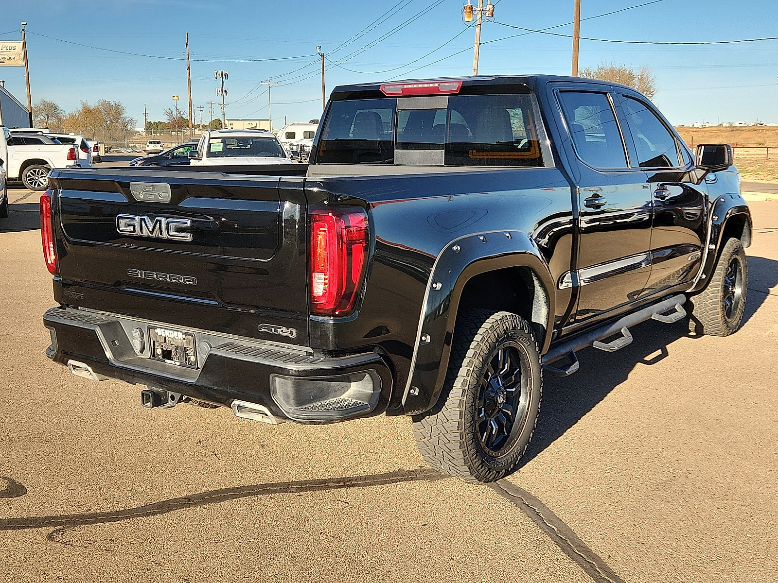 Used 2022 GMC Sierra 1500 AT4 w/ AT4 Preferred Package image 4