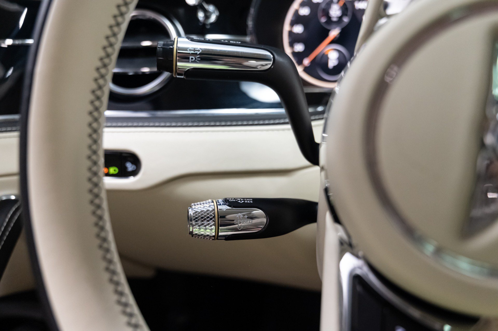 Used 2021 Bentley Flying Spur W12 AWD/4WD image 54
