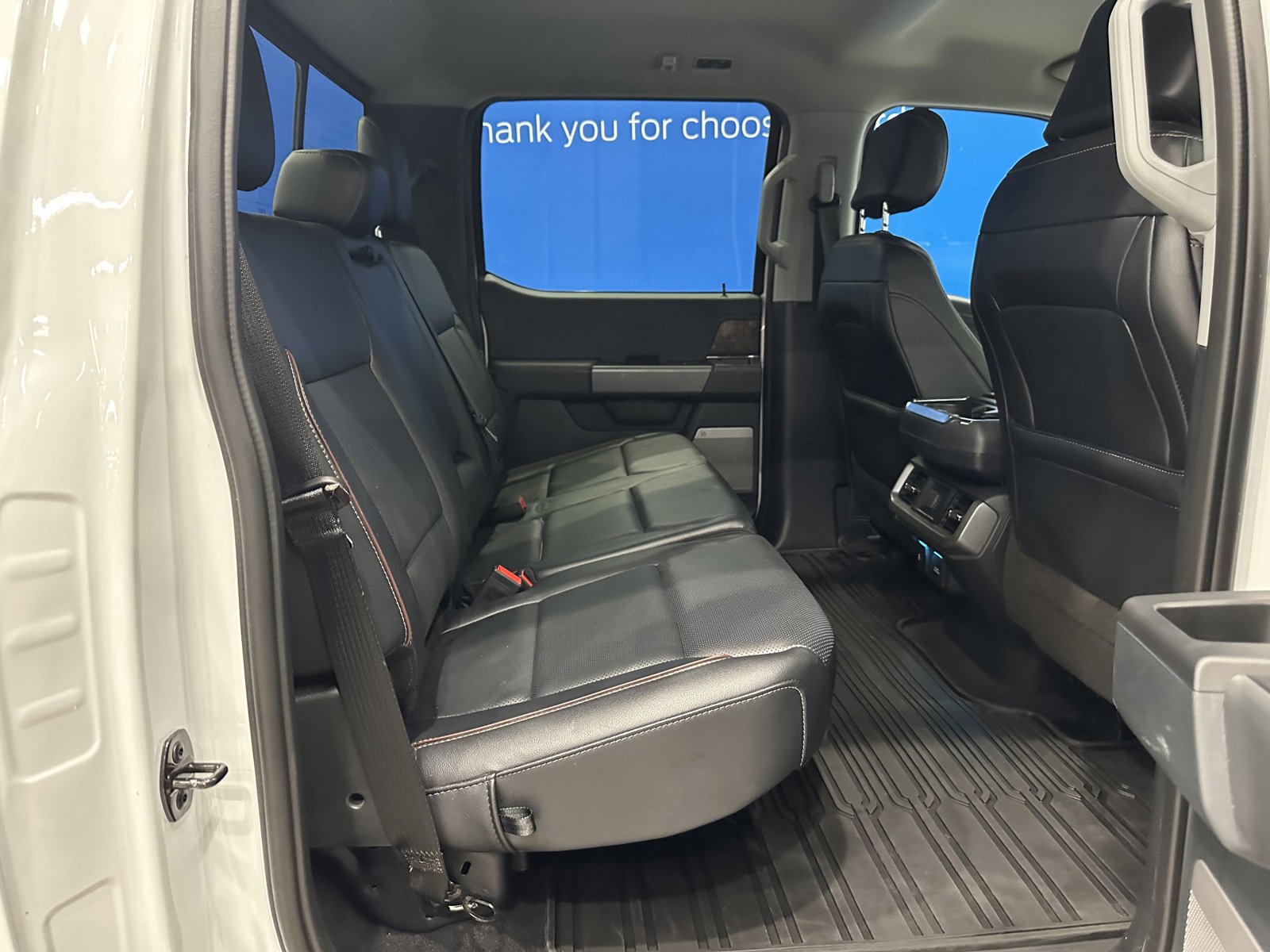 Used 2023 Ford F150 Lariat w/ Trailer Tow Package image 15