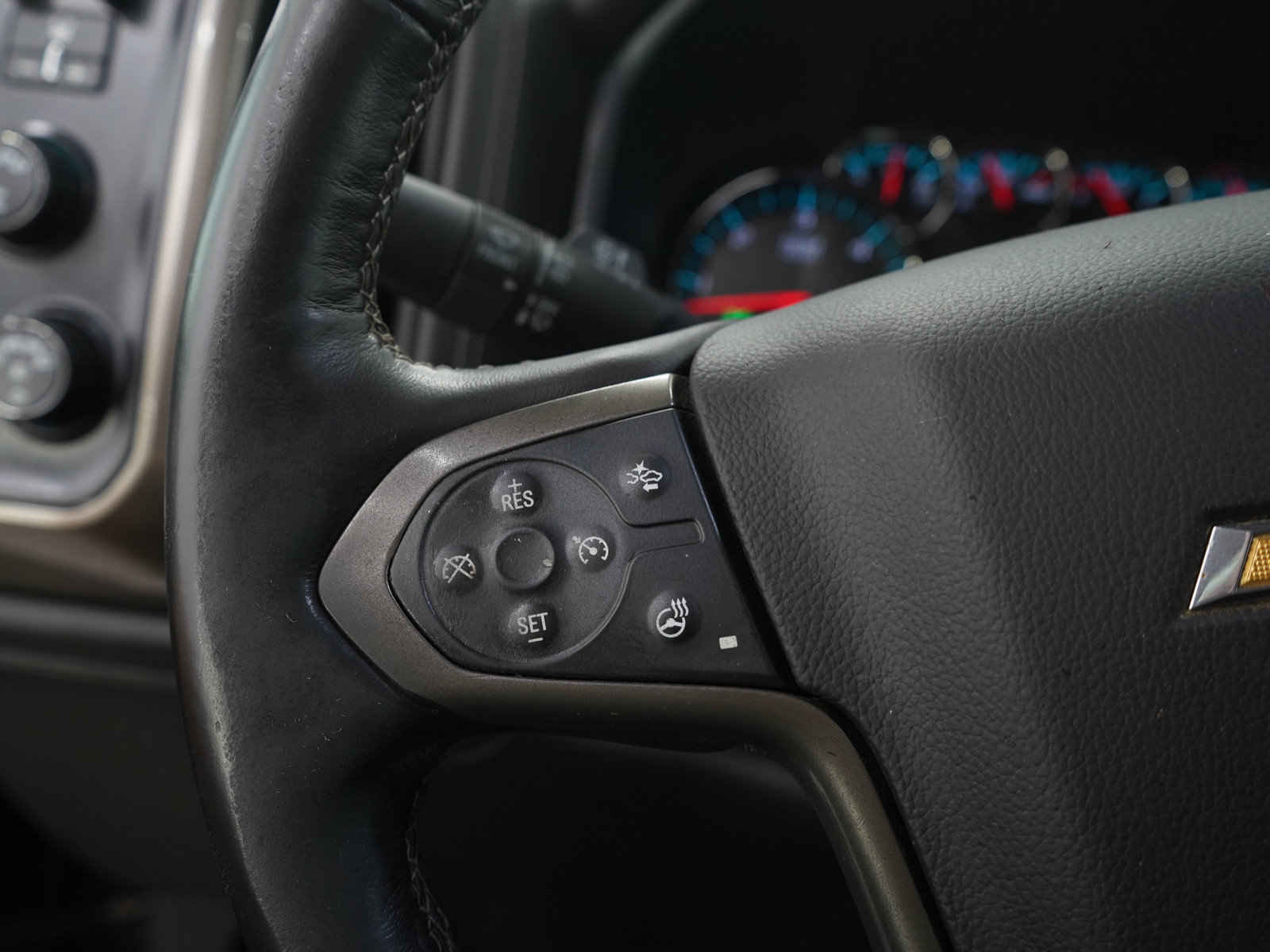 Used 2018 Chevrolet Silverado 1500 High Country AWD/4WD image 27