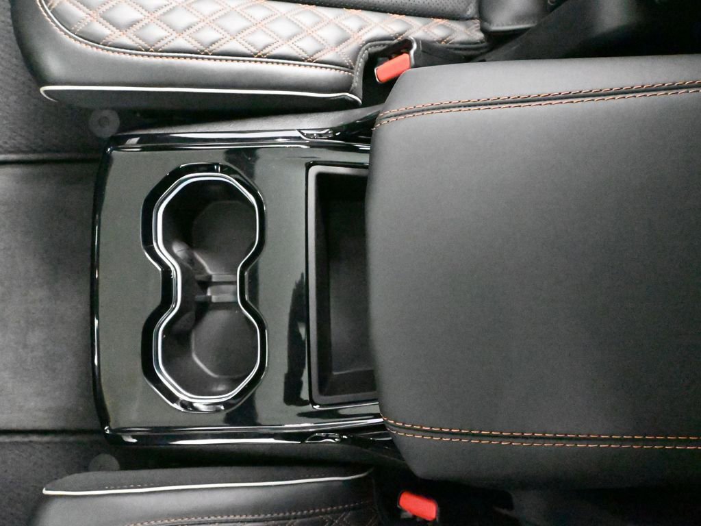 Used 2021 Jeep Grand Cherokee L Summit w/ Luxury Tech Group V image 47