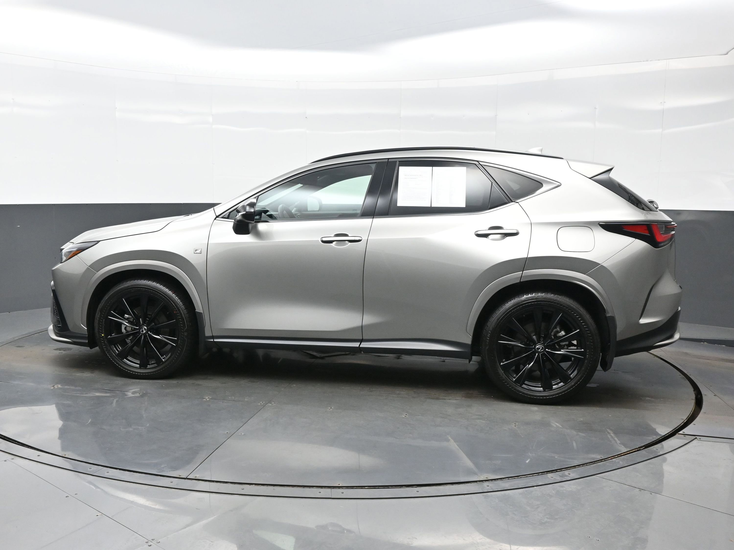Used 2024 Lexus NX 350 F Sport image 3