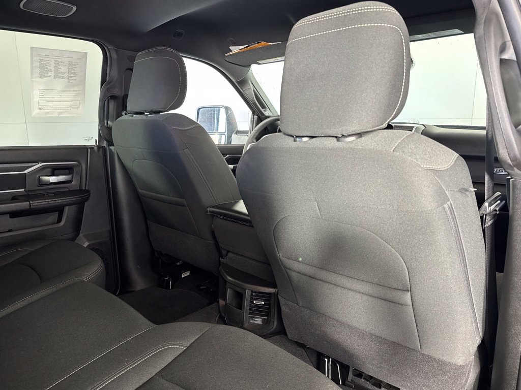 Certified 2025 RAM 2500 Big Horn AWD/4WD image 45