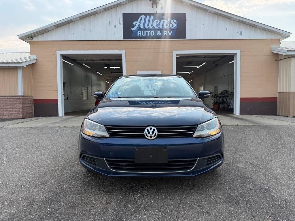 Used 2014 Volkswagen Jetta TDI FWD image 2