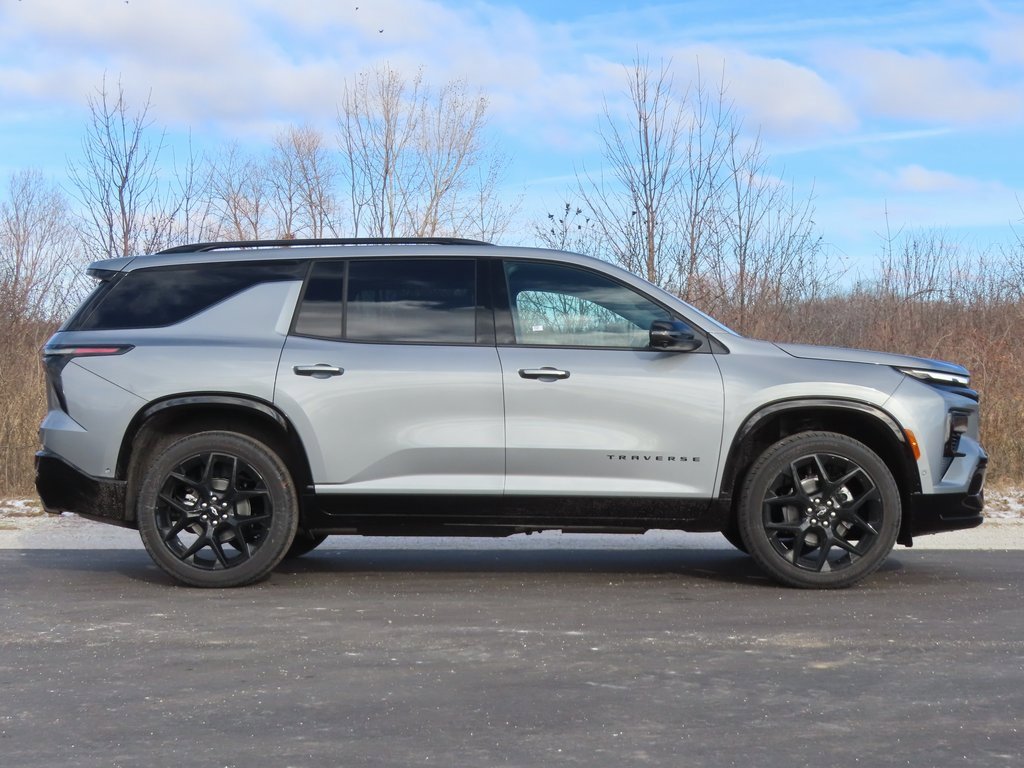 New 2026 Chevrolet Traverse RS w/ LPO, Floor Liner Package image 2