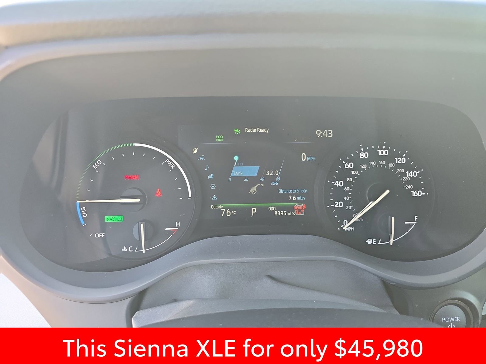 Used 2025 Toyota Sienna XLE w/ XLE Plus Package FWD image 27