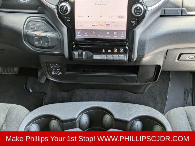 Certified 2025 RAM 2500 Big Horn AWD/4WD image 18