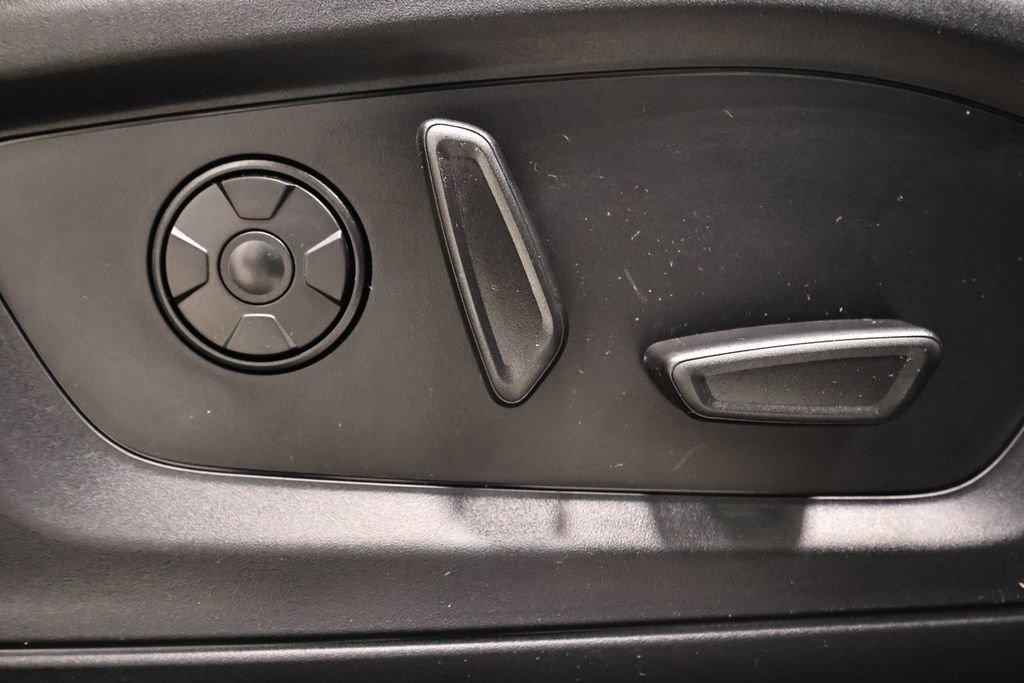 New 2026 Ford Explorer Platinum image 22