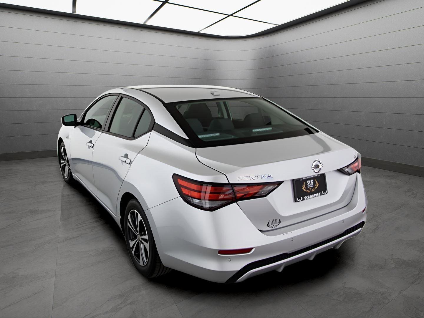 Used 2023 Nissan Sentra SV image 4