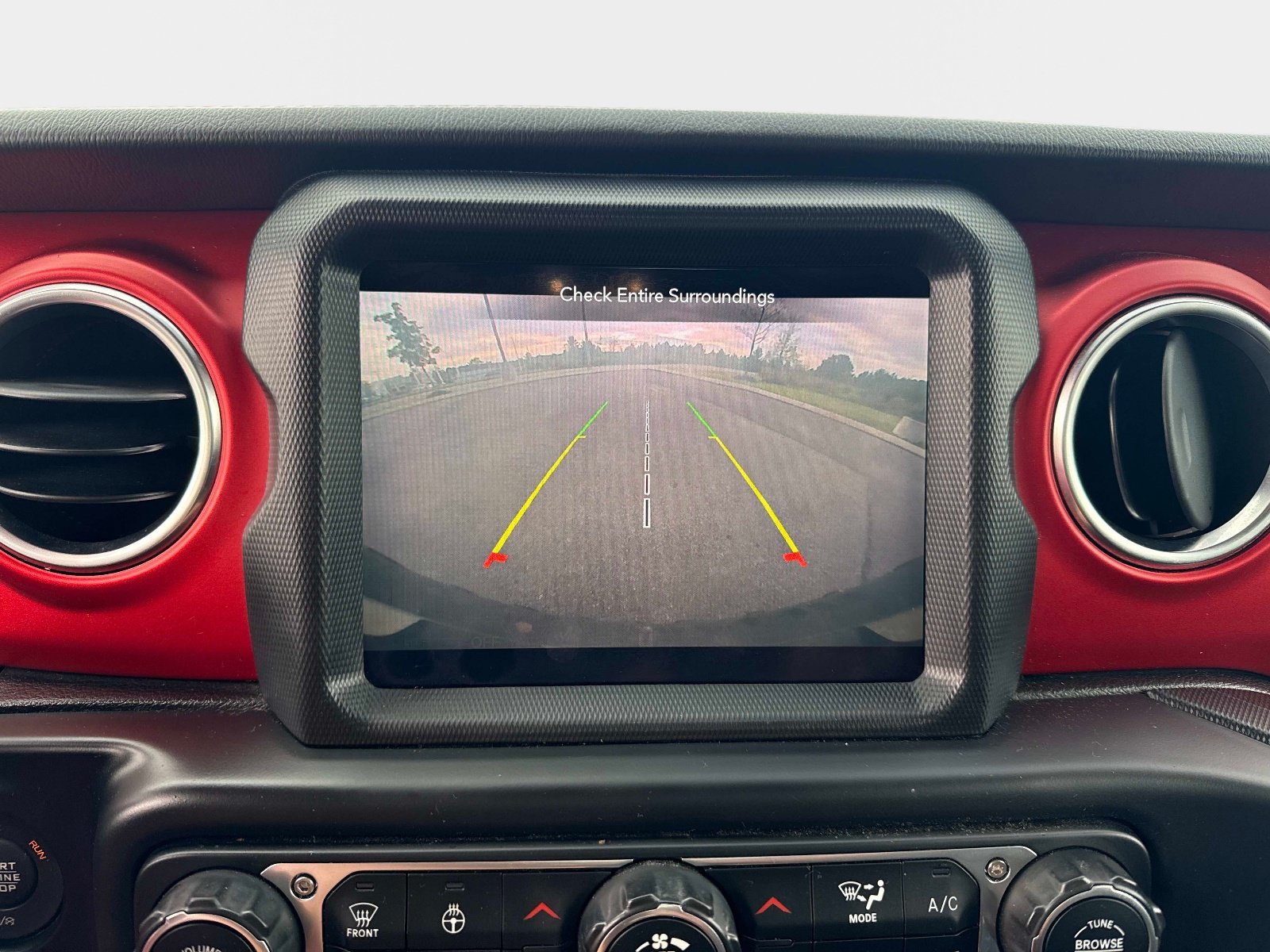 Used 2020 Jeep Wrangler Rubicon AWD/4WD image 18