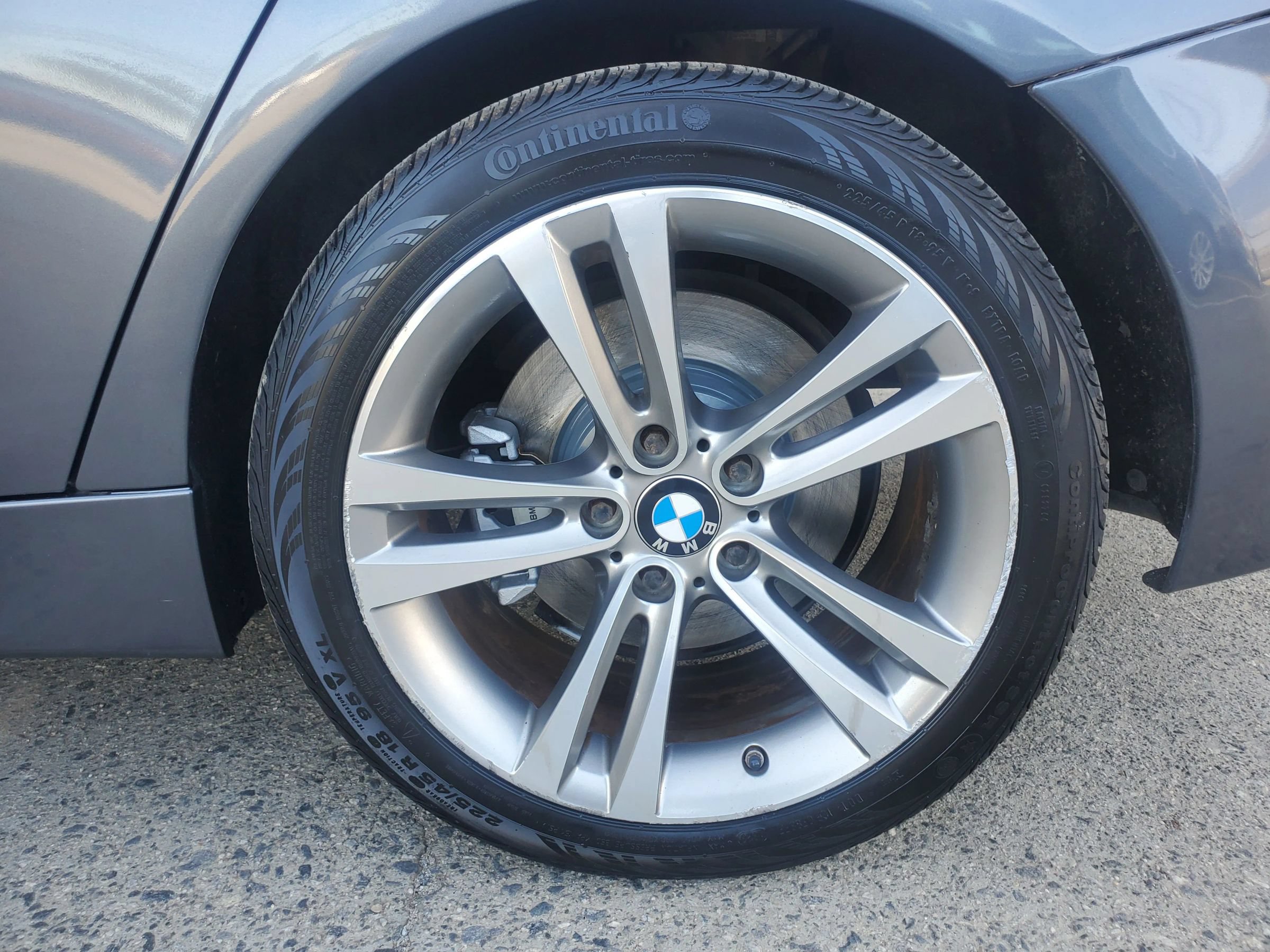 Used 2015 BMW ActiveHybrid 3 w/ Technology Package RWD image 72