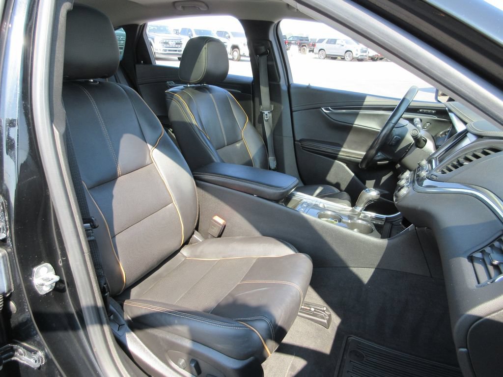 Used 2018 Chevrolet Impala Premier w/ Premier Confidence Package FWD image 22