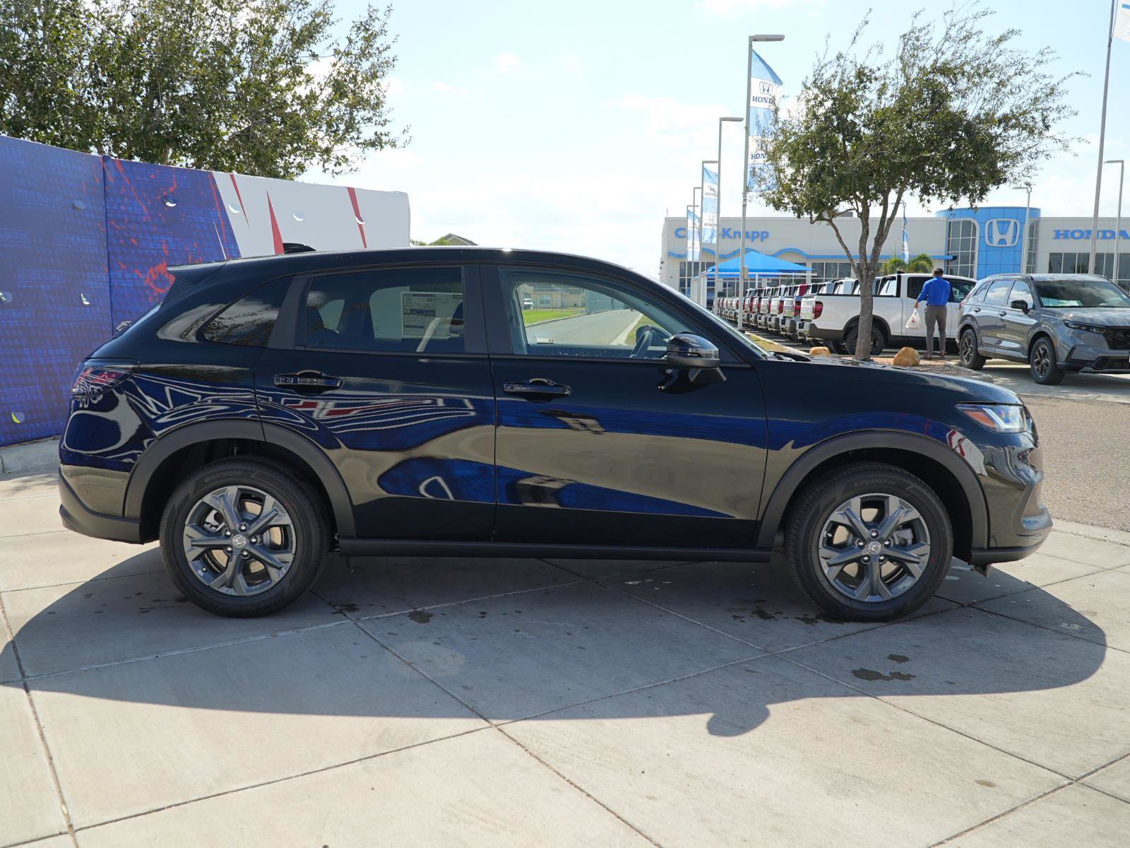 New 2026 Honda HR-V LX image 4