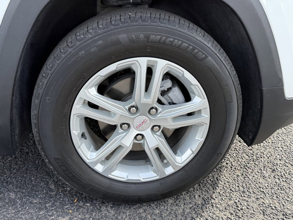 Used 2023 GMC Terrain SLE FWD image 27