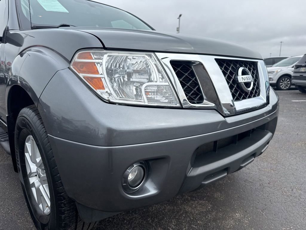 Used 2020 Nissan Frontier SV image 14