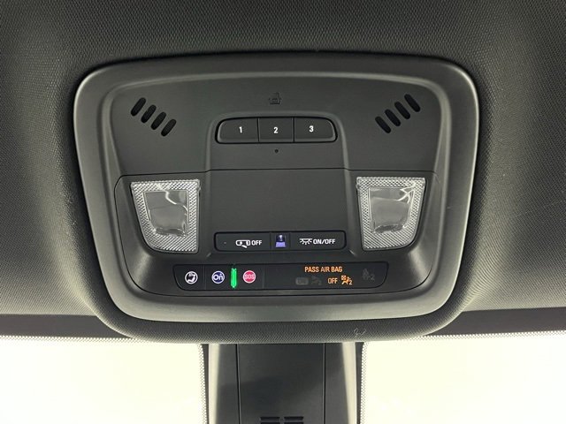 Used 2022 Chevrolet Traverse LT image 19