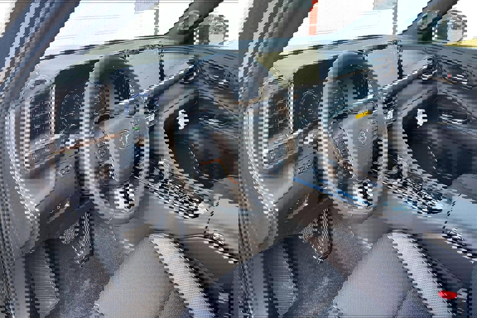 New 2026 Toyota Crown Limited w/ Advanced Technology Package image 7