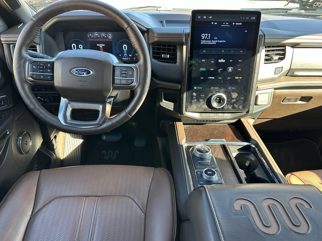 Used 2022 Ford Expedition King Ranch image 4
