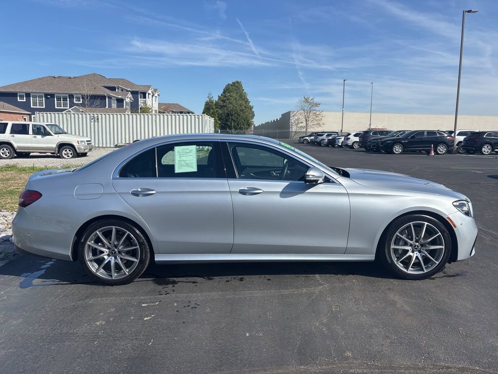 Used 2022 Mercedes-Benz E 350 Sedan image 7