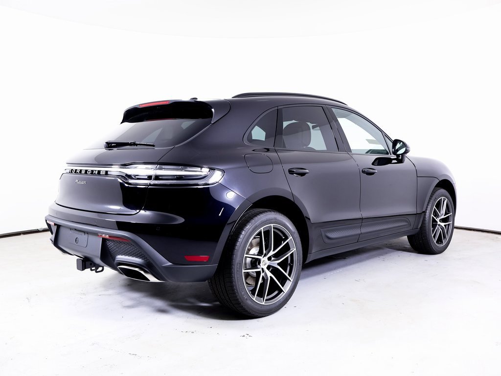 New 2025 Porsche Macan image 28