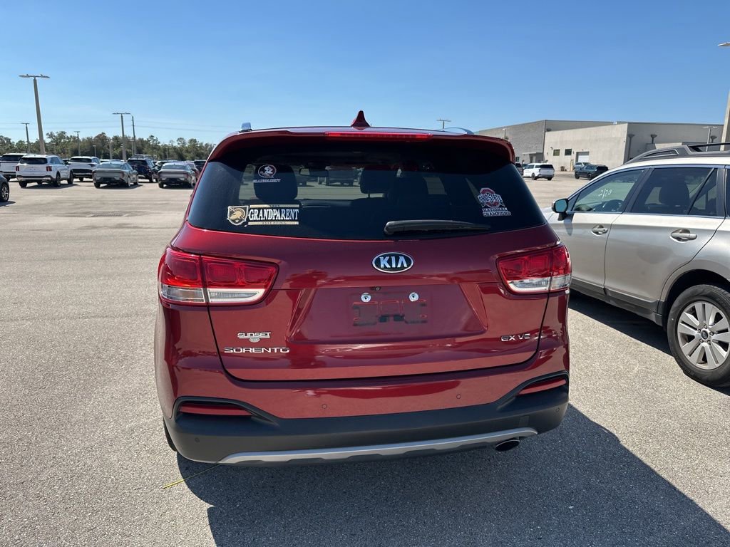 Used 2017 Kia Sorento EX w/ EX Advanced Touring Package image 7