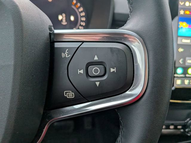 Used 2026 Volvo XC40 B5 Plus w/ Protection Package Premier image 14