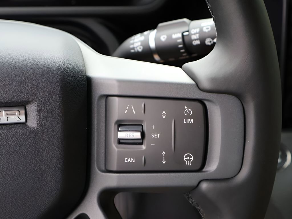 New 2026 Land Rover Defender 110 S AWD/4WD image 31