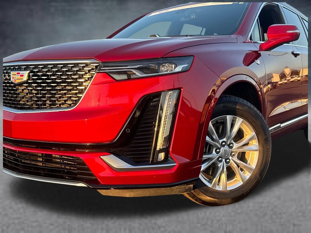 Certified 2024 Cadillac XT6 Luxury w/ LPO, Floor Liner Package AWD/4WD image 2