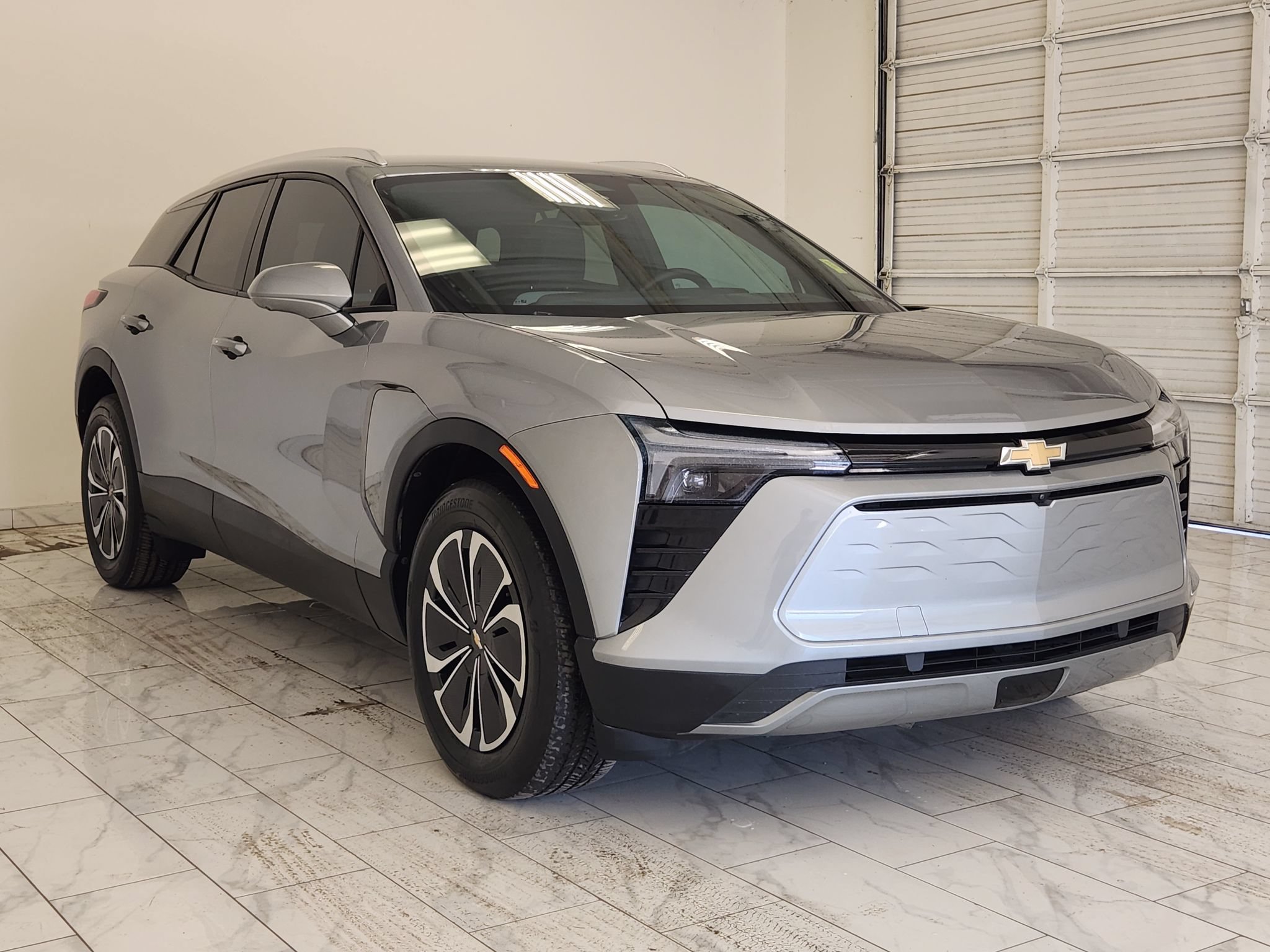 Used 2024 Chevrolet Blazer EV LT AWD/4WD image 3