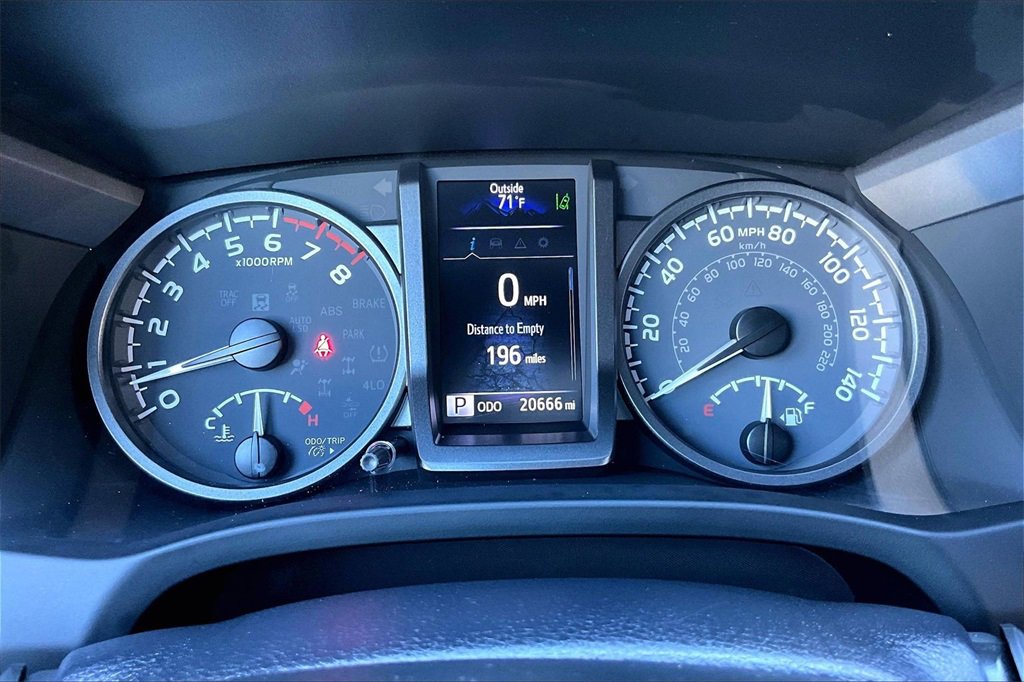 Certified 2023 Toyota Tacoma TRD Off-Road image 14