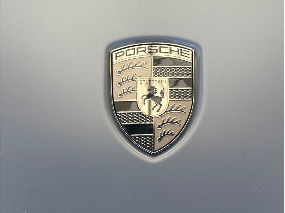 Used 2024 Porsche 911 Targa 4S w/ Premium Package AWD/4WD image 36