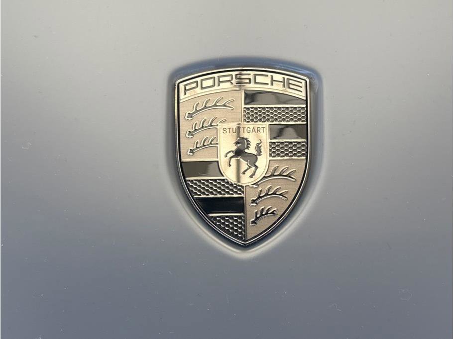 Used 2024 Porsche 911 Targa 4S w/ Premium Package image 36