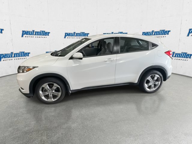 Used 2017 Honda HR-V LX image 6