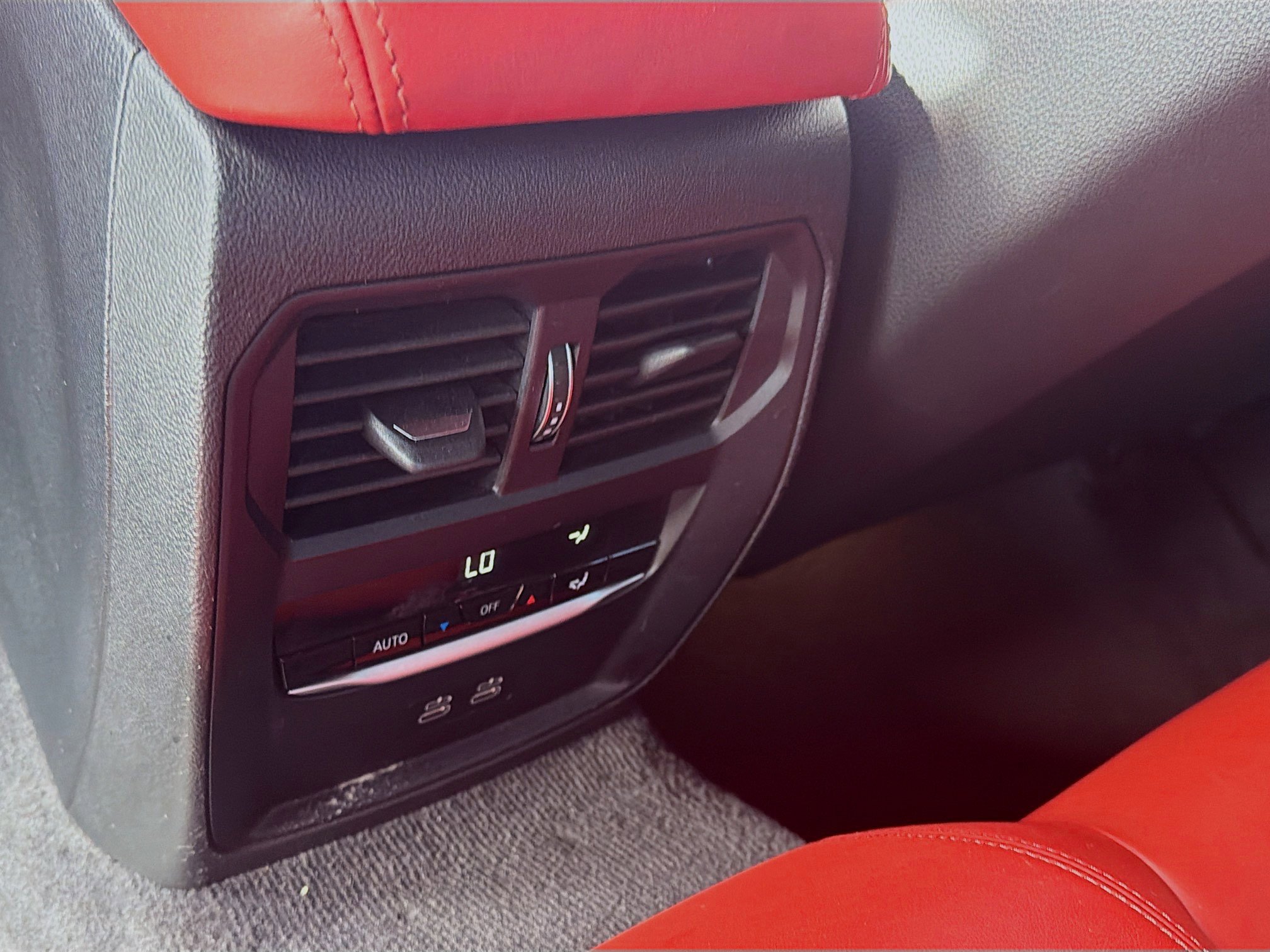 Used 2022 BMW M4 xDrive Competition w/ Executive Package image 23