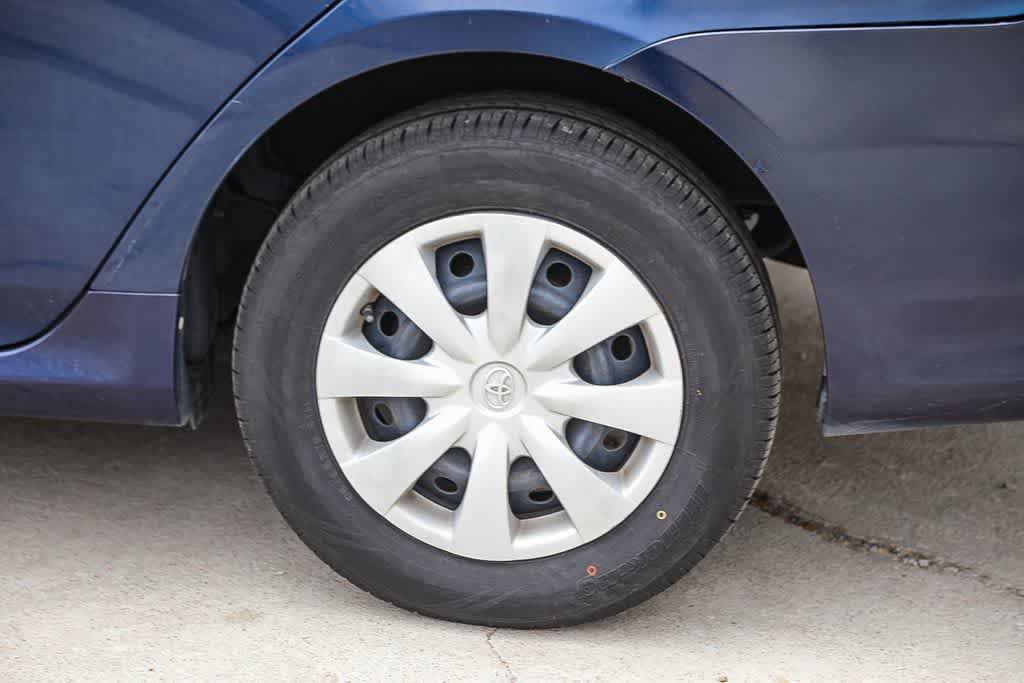 Used 2012 Toyota Corolla L FWD image 9
