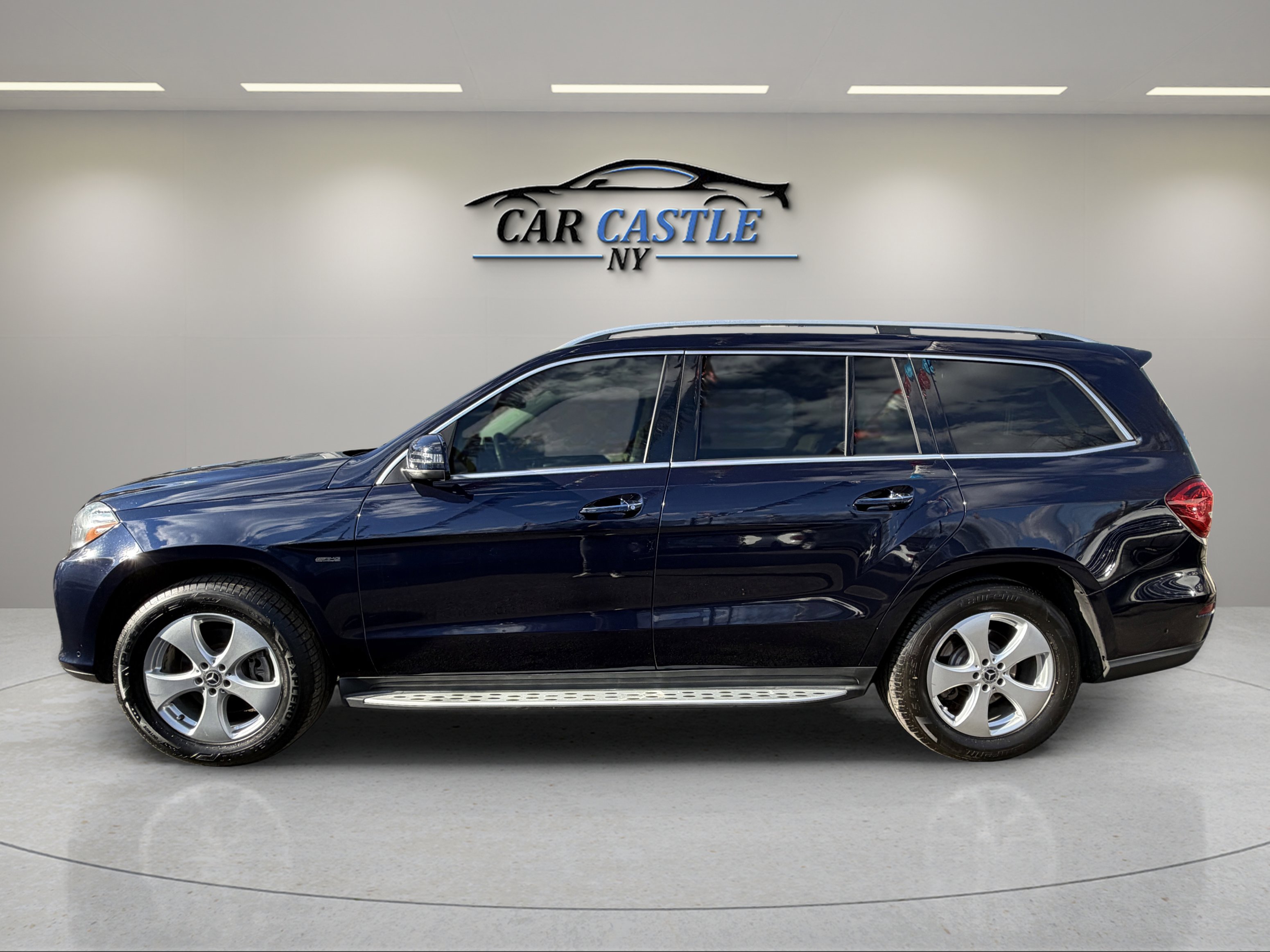 Used 2018 Mercedes-Benz GLS 450 4MATIC w/ Premium Package image 13