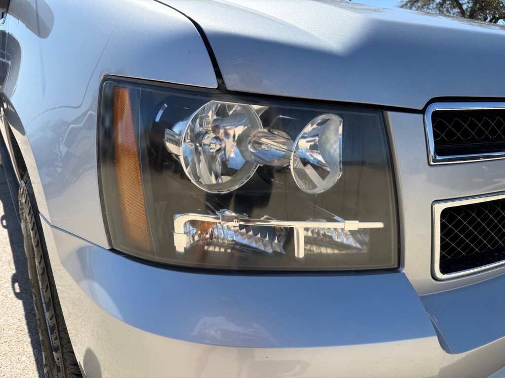 Used 2011 Chevrolet Avalanche LS image 11