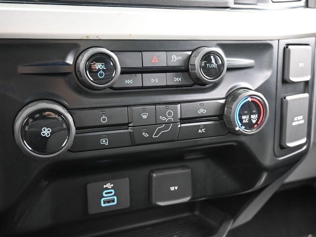 Used 2025 Ford F250 XLT image 24
