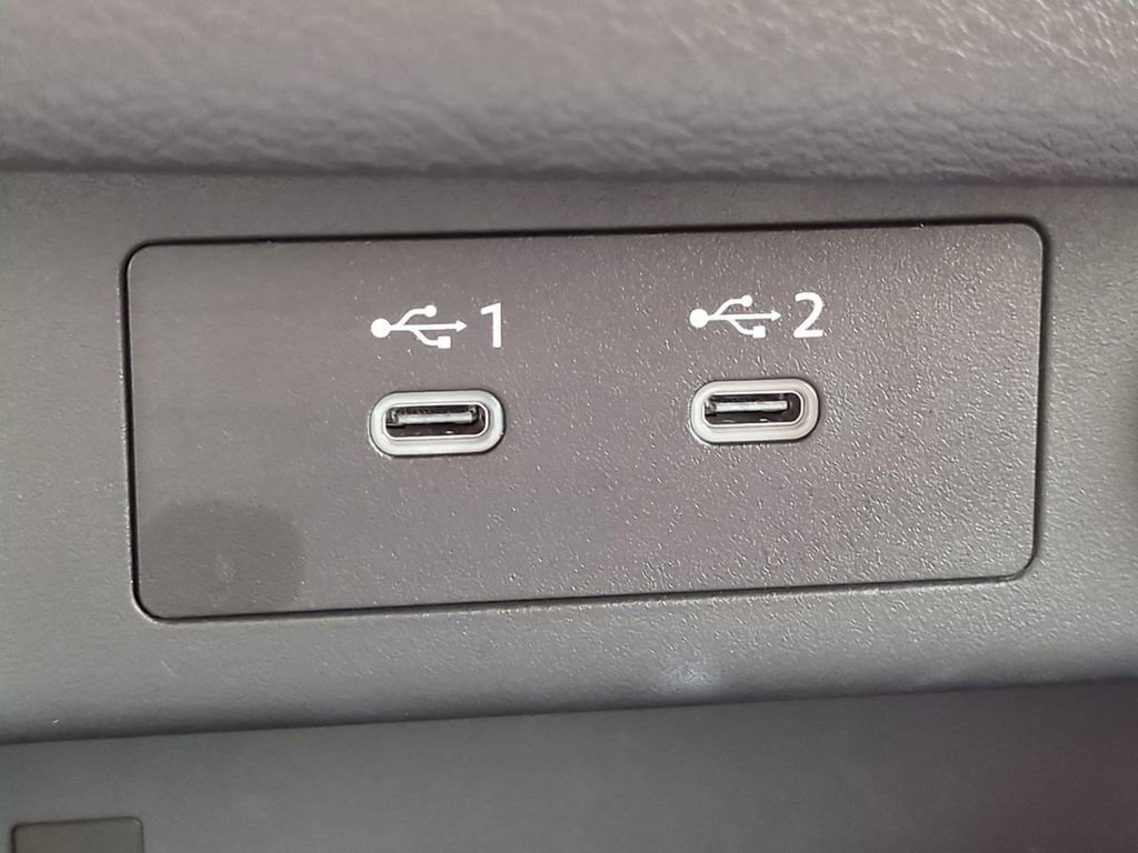 Certified 2025 Nissan Rogue SL image 23