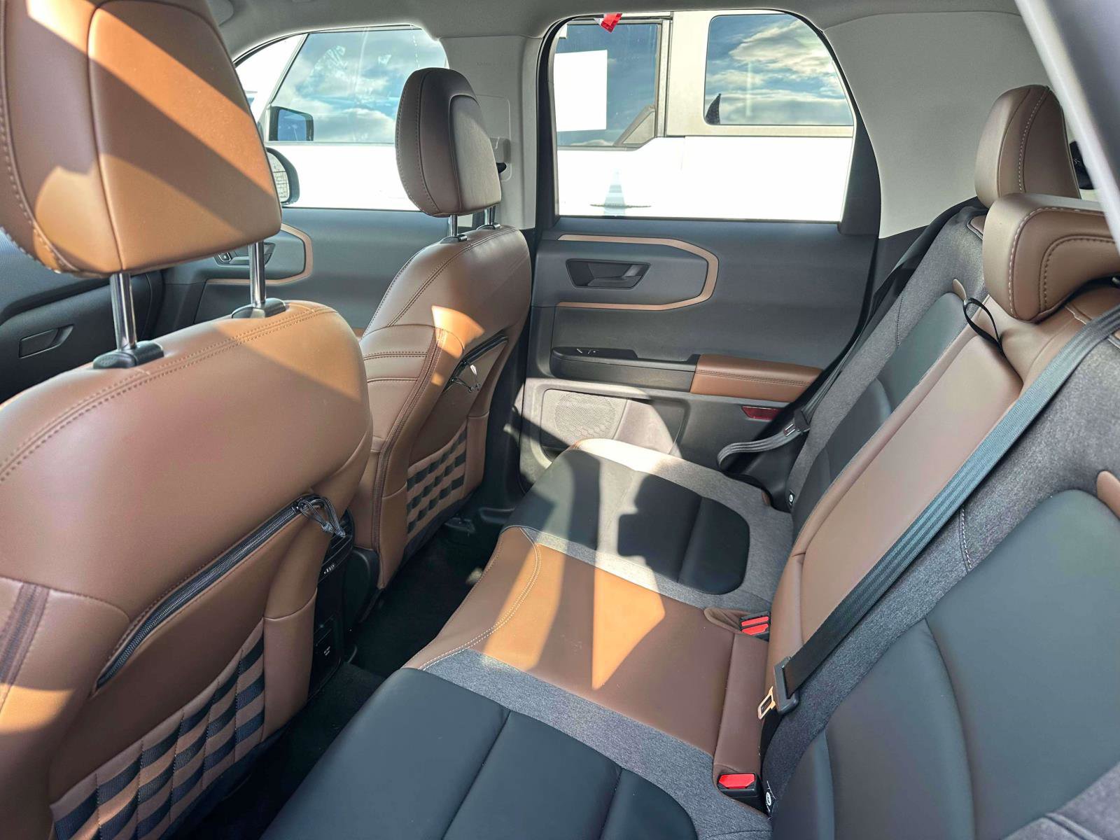 Used 2023 Ford Bronco Sport Outer Banks image 9