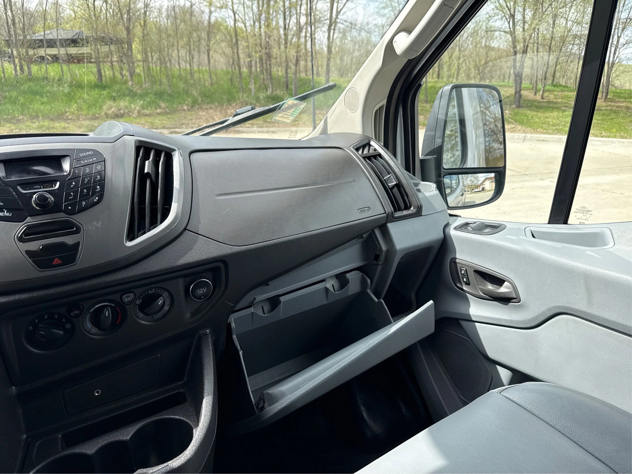 Used 2019 Ford Transit 350 XL RWD image 27