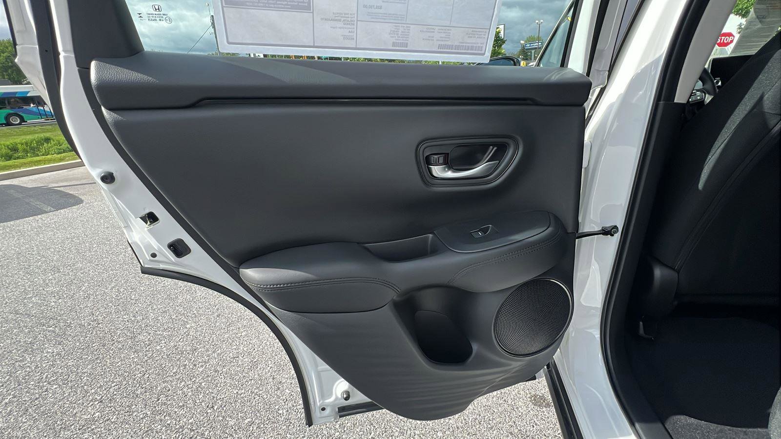 New 2025 Honda HR-V LX image 17