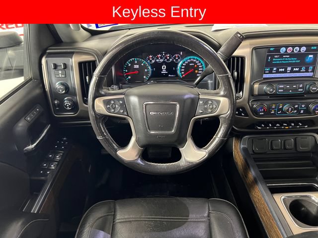 Used 2018 GMC Sierra 2500 Denali AWD/4WD image 15