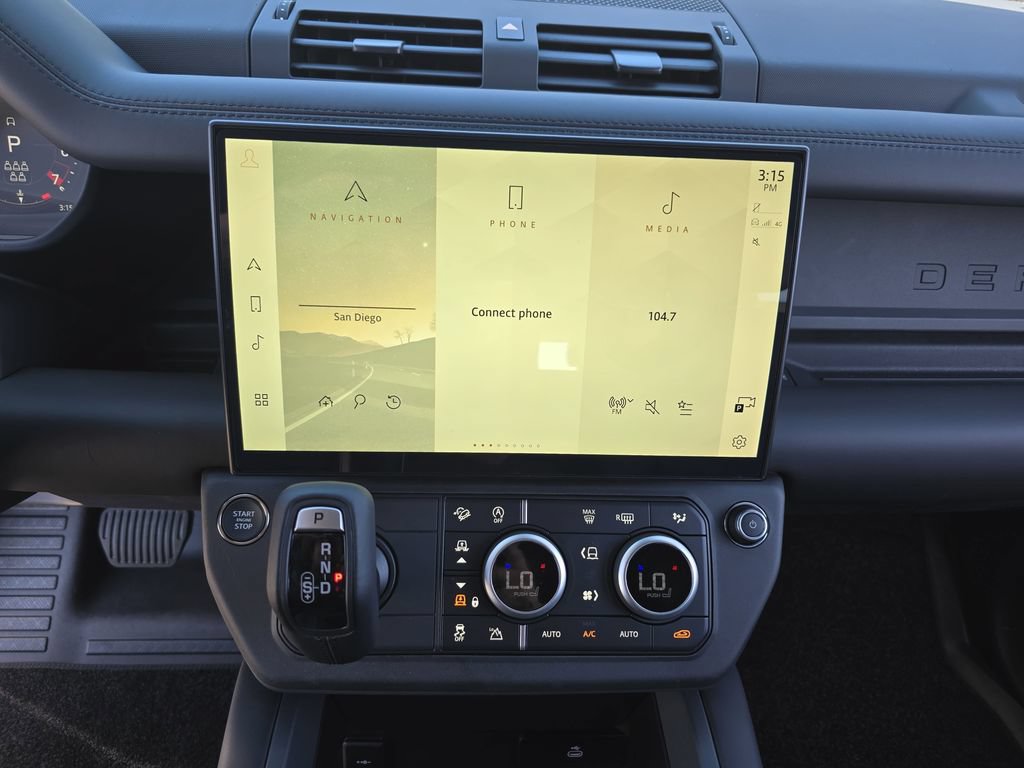 New 2026 Land Rover Defender 110 X-Dynamic SE AWD/4WD image 21