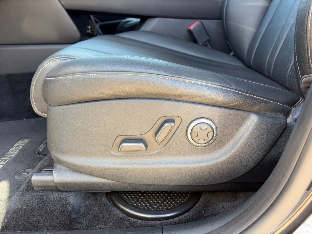 Used 2024 Genesis GV80 2.5T AWD/4WD image 17