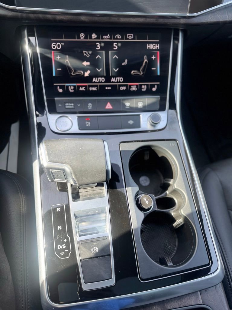 Used 2020 Audi Q7 3.0T Premium Plus w/ Premium Plus Package image 14