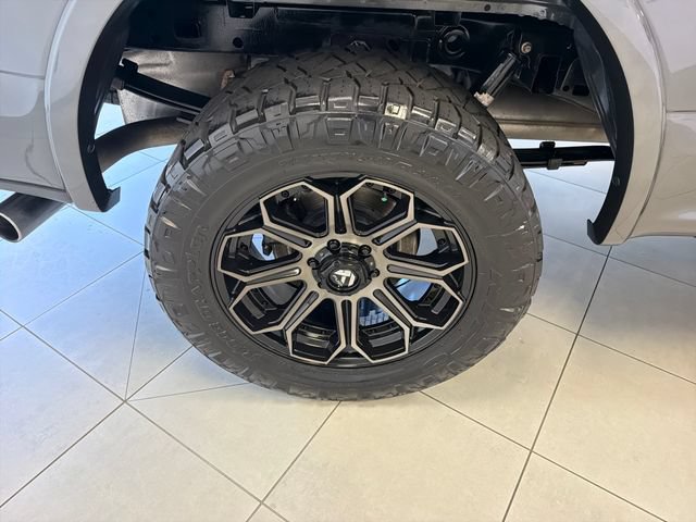 Certified 2019 Ford F150 XLT w/ Equipment Group 302A Luxury AWD/4WD image 32